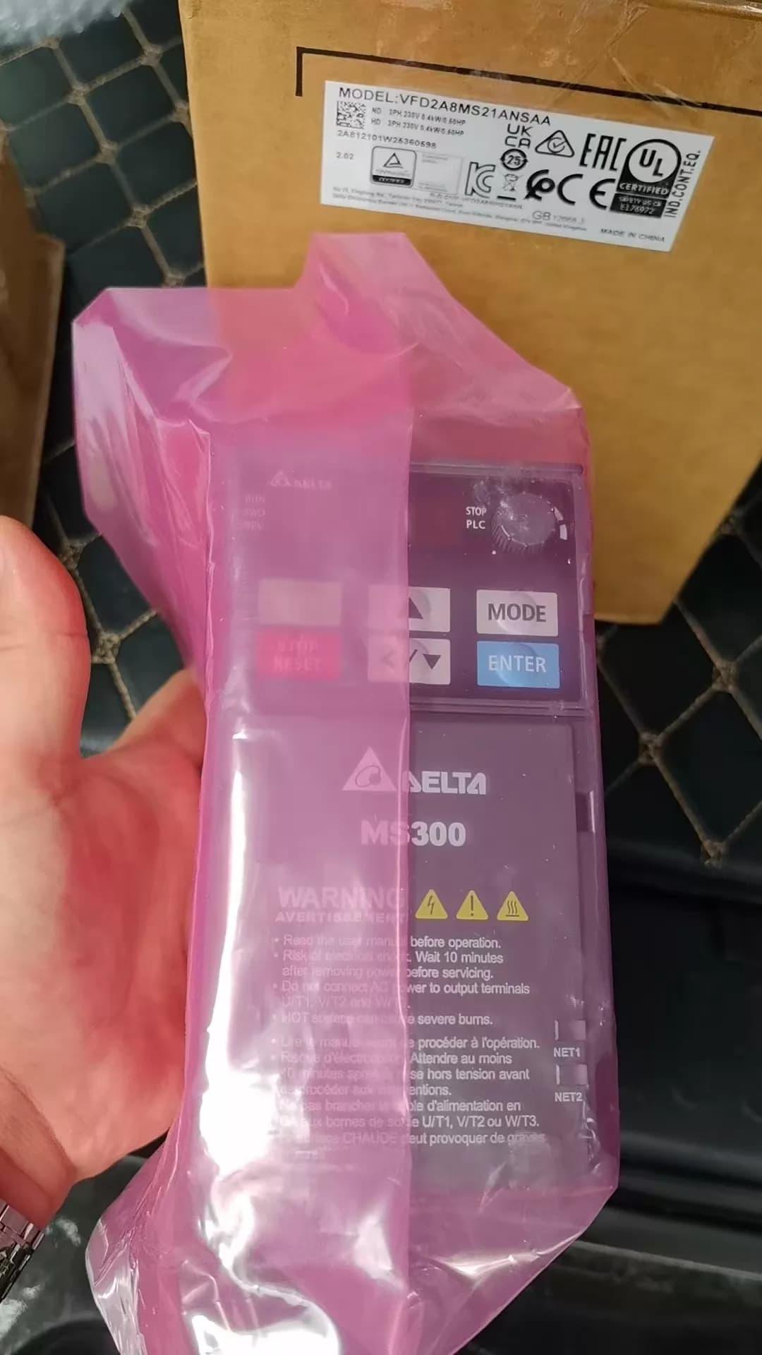100% brand new original and genuine Delta 220V 0.4KW VFD2A8MS21ANSAA Frequency converters Drive Servo Motor
