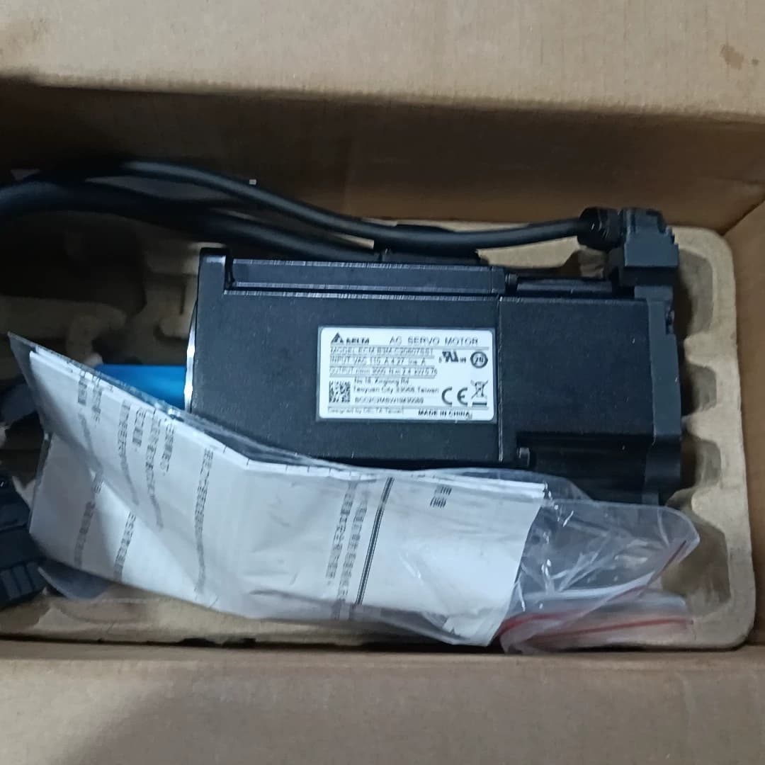 100% brand new original and genuine Delta ECM-B3M-C20807SS1 Frequency converters Drive Servo Motor