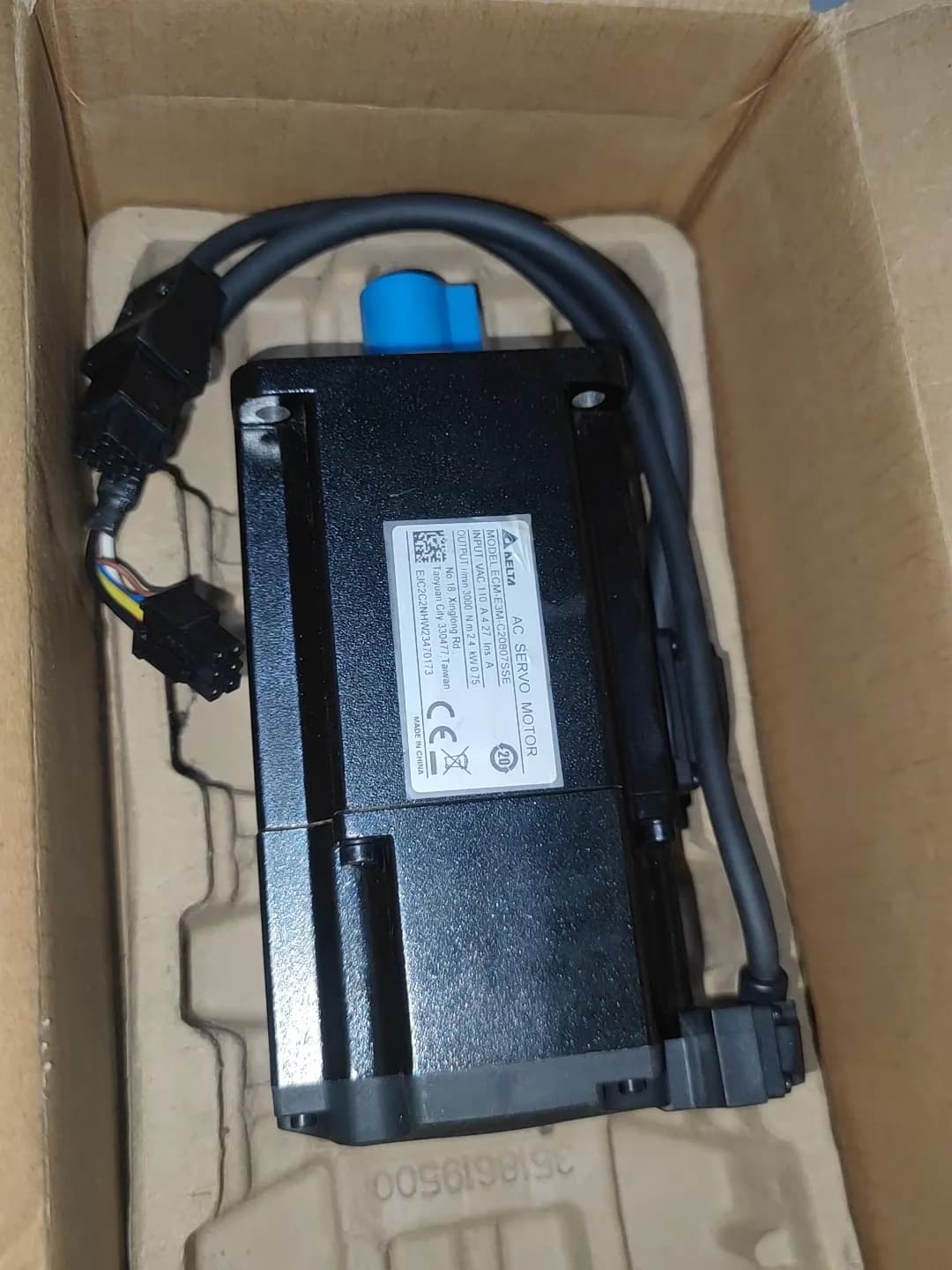 100% brand new original and genuine Delta ECM-E3M-C20807SSE Frequency converters Drive Servo Motor