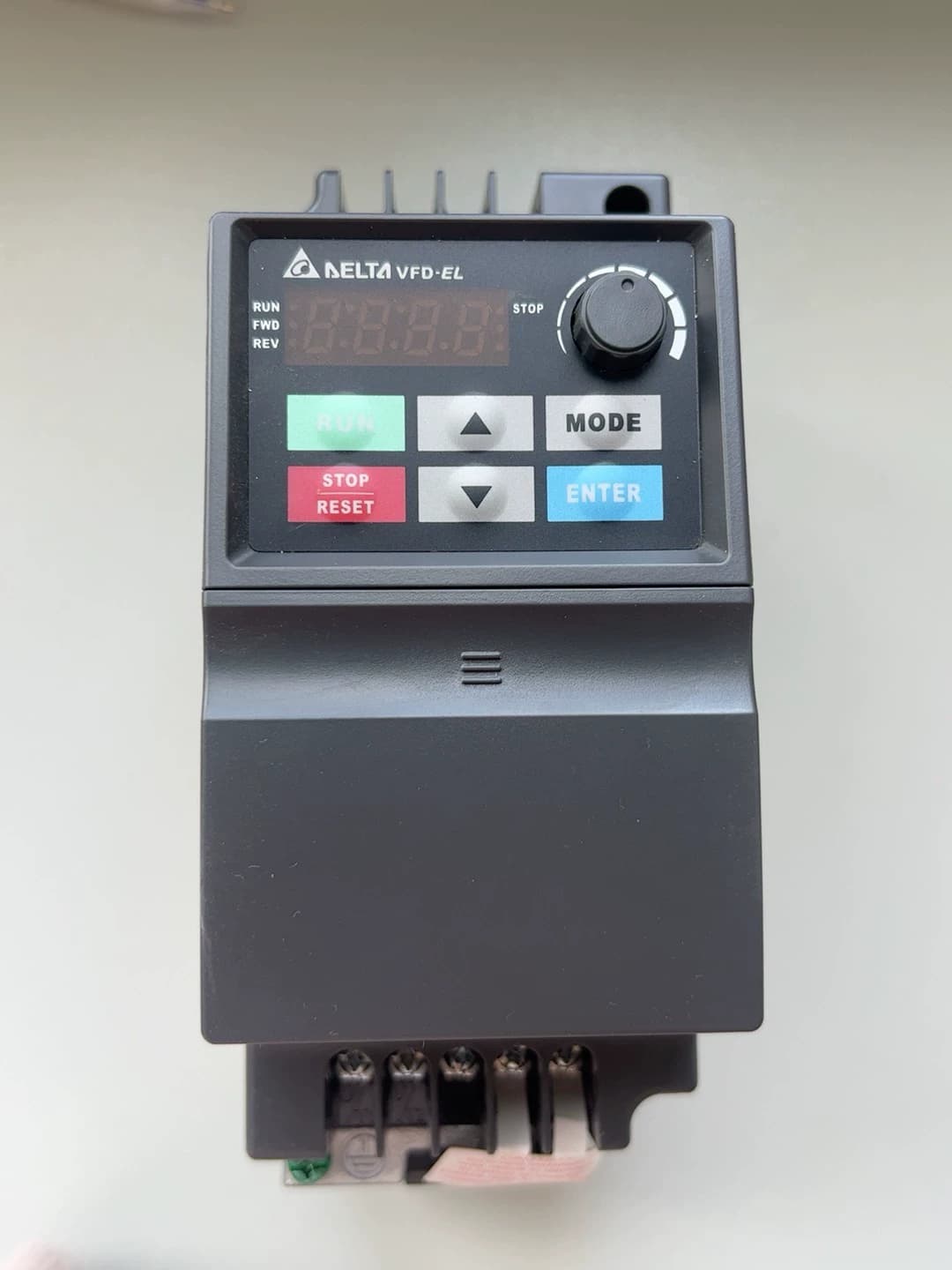 100% brand new original and genuine Delta VFD007EL21A Frequency converters Drive Servo Motor