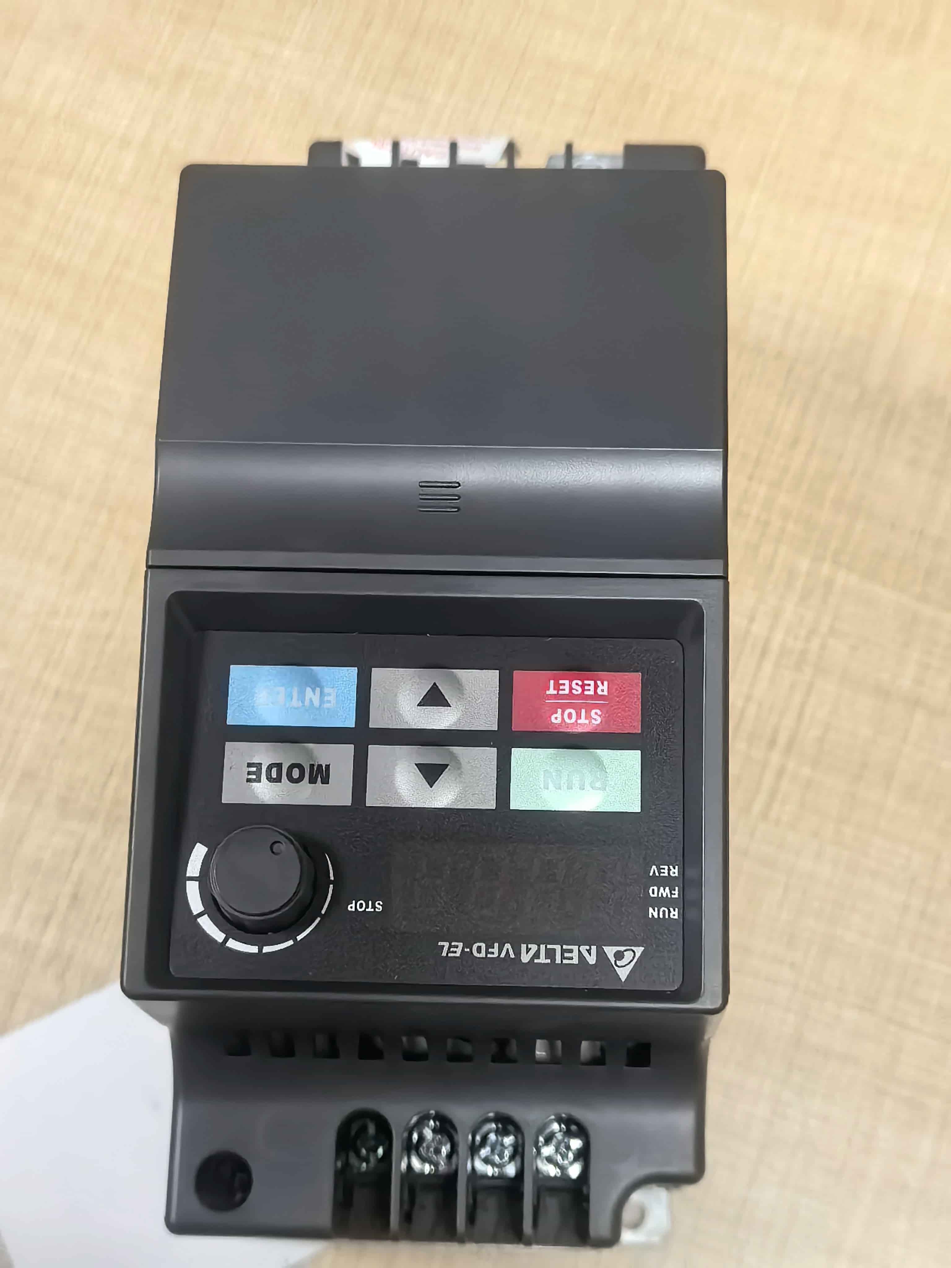 100% brand new original and genuine Delta VFD007EL43A Frequency converters Drive Servo Motor