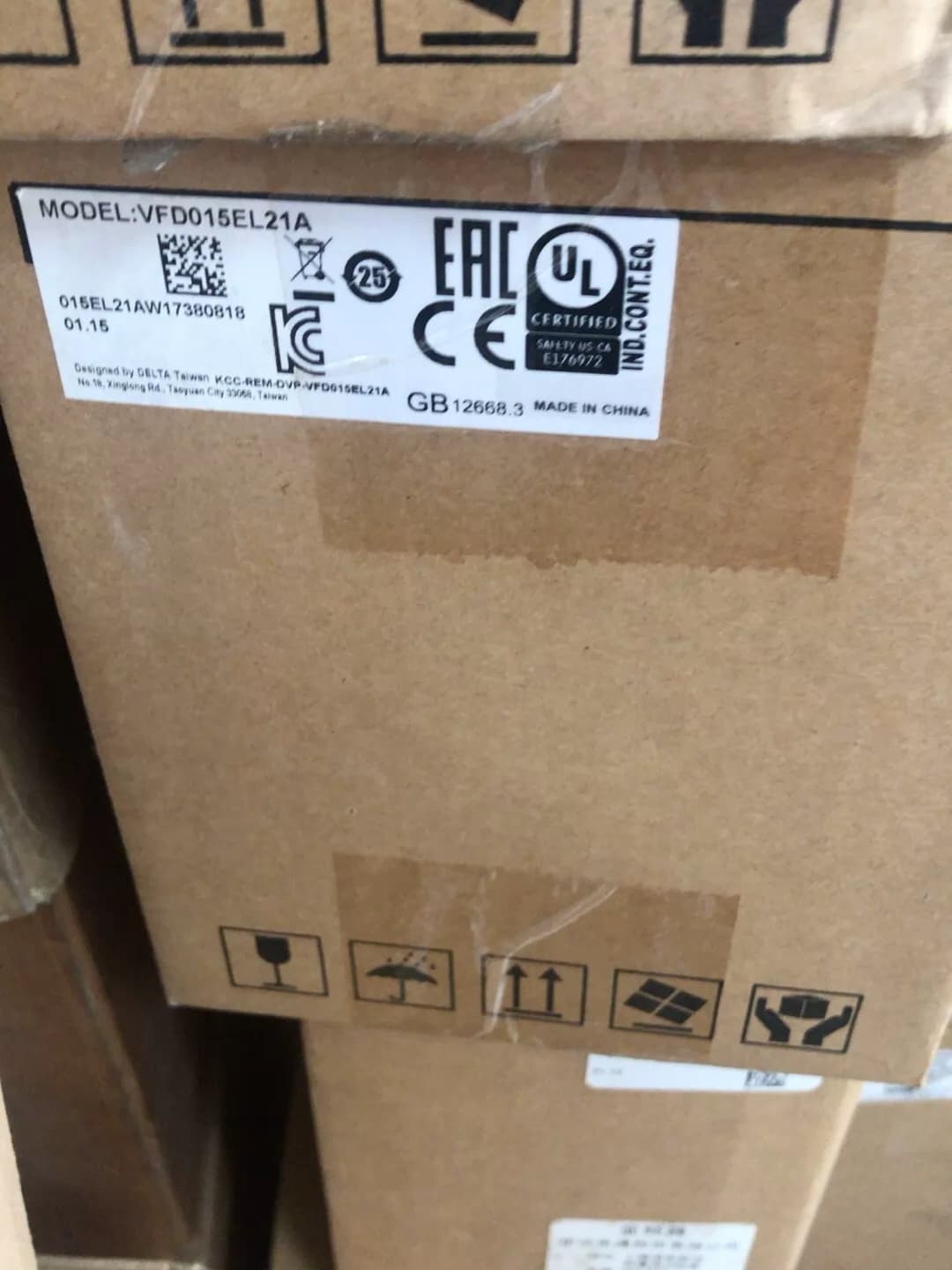 100% brand new original and genuine Delta VFD015EL21A Frequency converters Drive Servo Motor