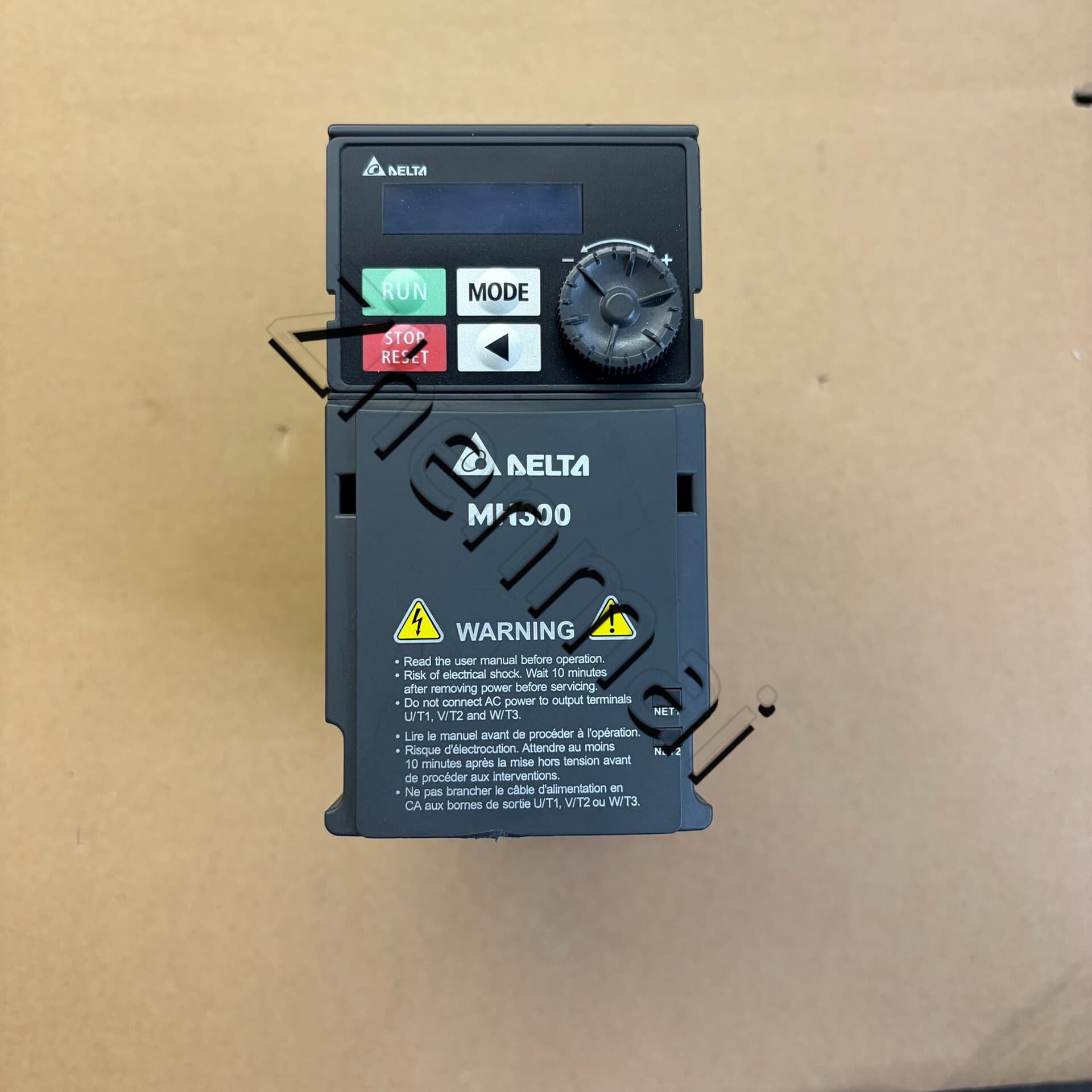100% brand new original and genuine Delta VFD2A8MH21ANSAA 0.4KW 220V Frequency converters Drive Servo Motor