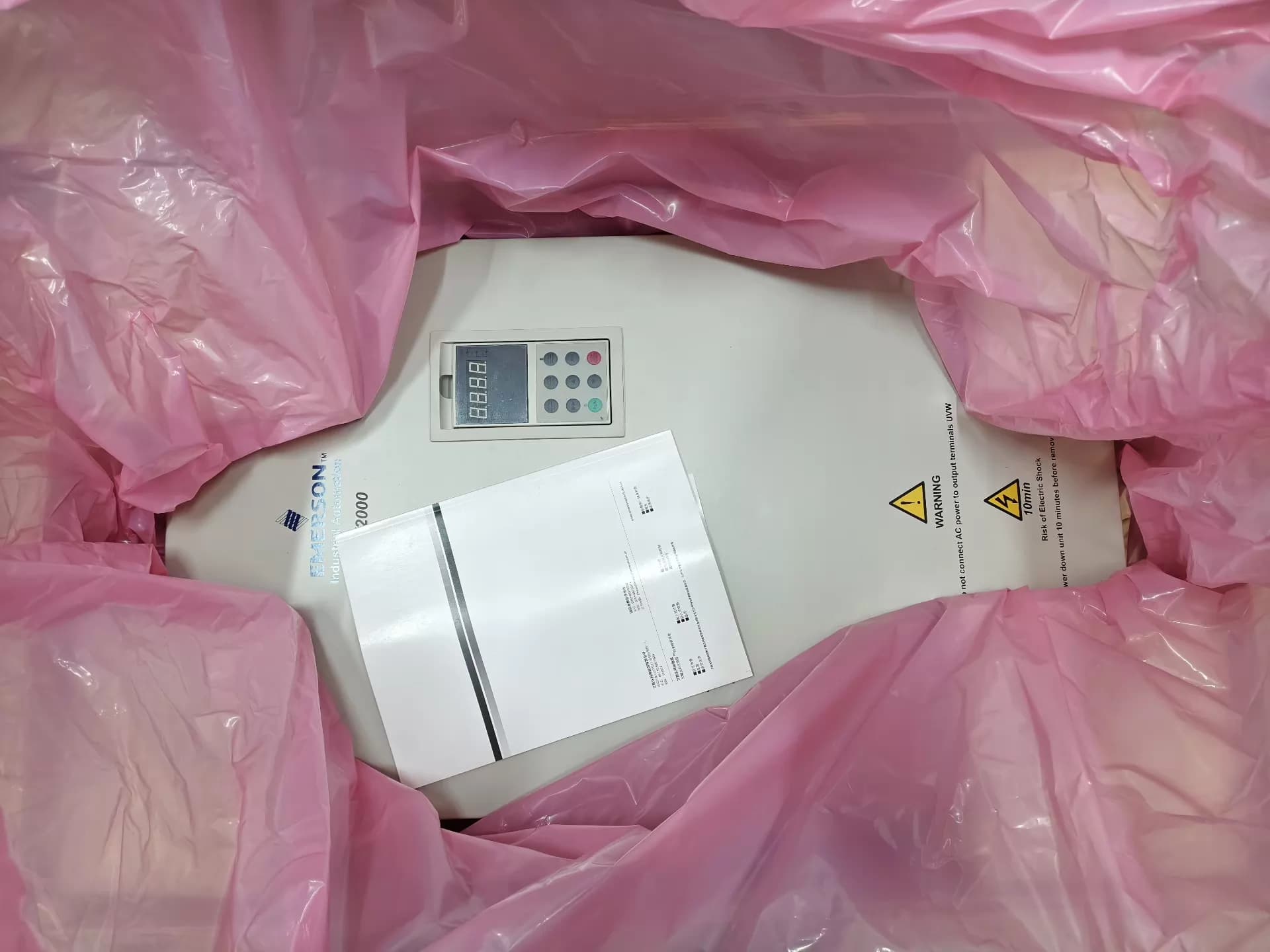 100% brand new original and genuine Emerson 90KW/380V: EV2000-4T0900G Frequency converters Drive Servo Motor