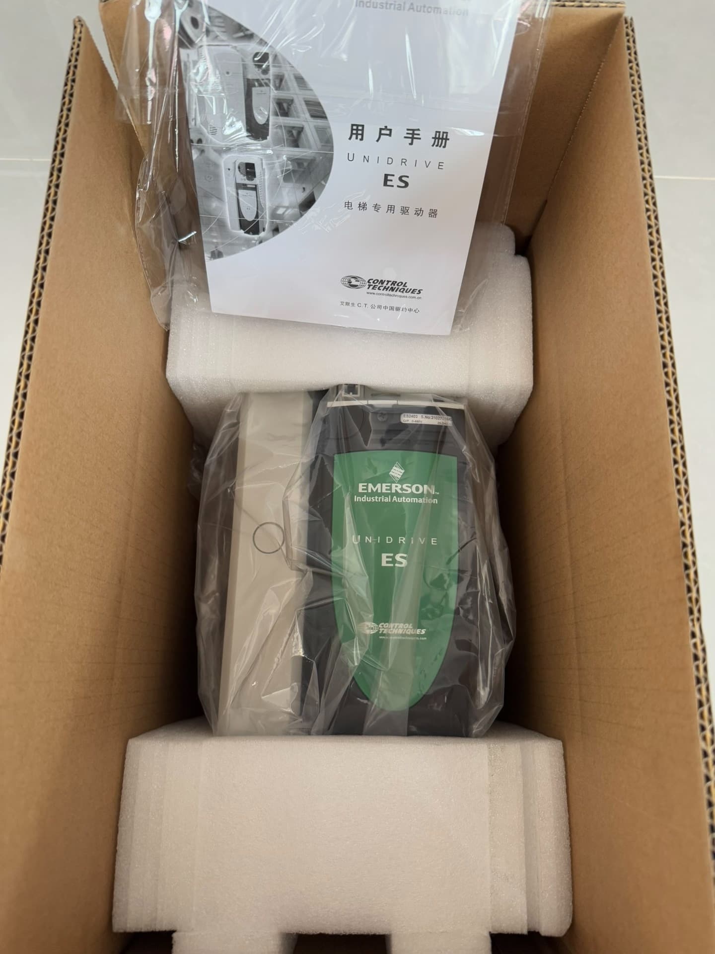 100% brand new original and genuine Emerson ES4402I Frequency converters Drive Servo Motor