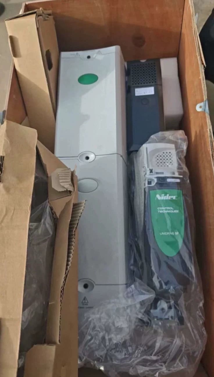100% brand new original and genuine Emerson SPMD1402  Frequency converters Drive Servo Motor