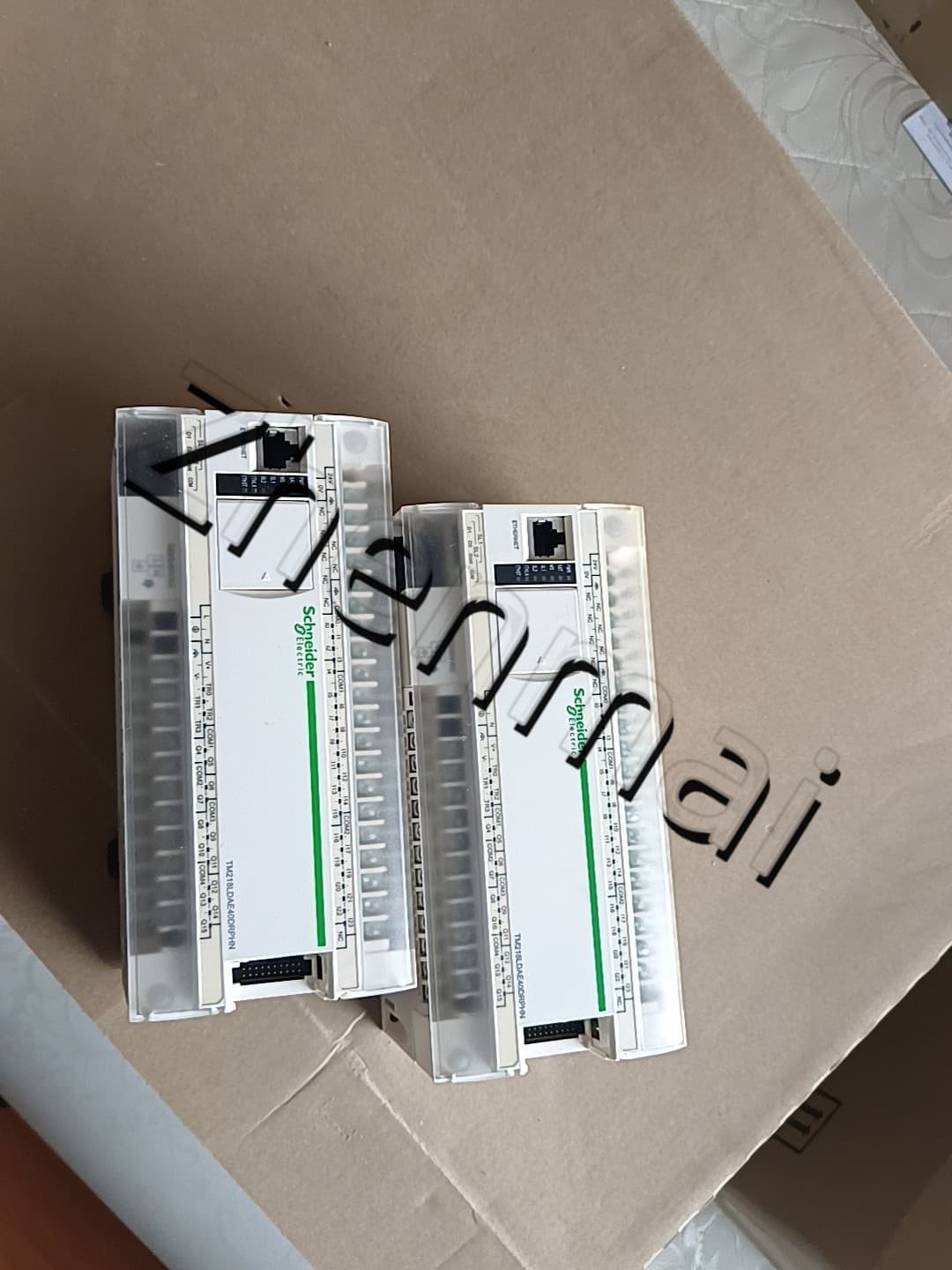 100% brand new, original and genuine Schneider TM218LDA40DRPHN Frequency converters, circuit breakers, contactors, protective devices
