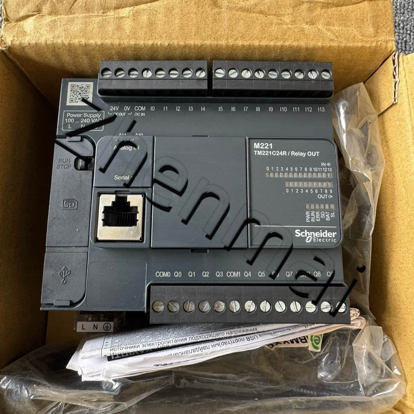 100% brand new, original and genuine Schneider TM221CE24R Frequency converters, circuit breakers, contactors, protective devices