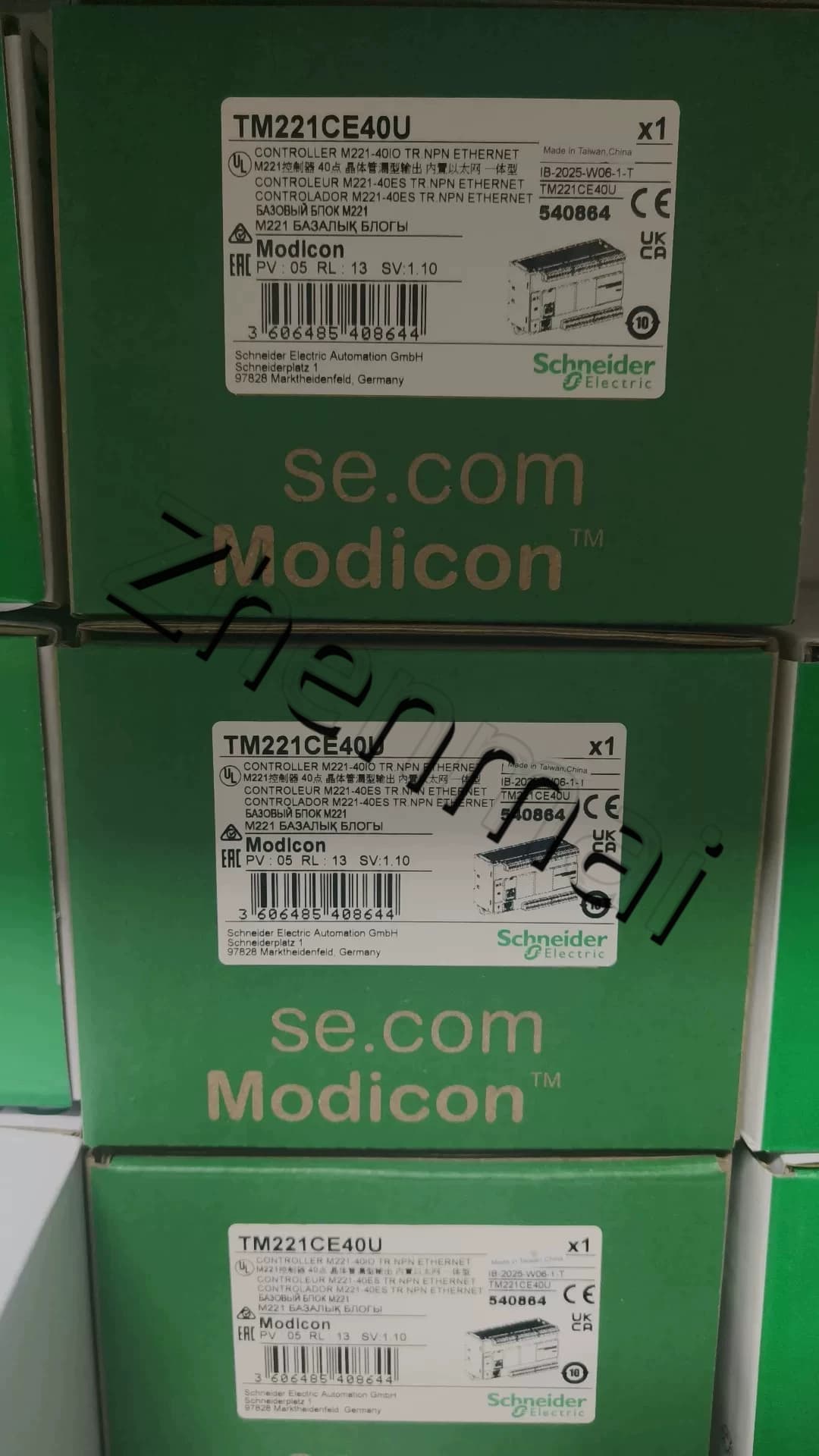 100% brand new, original and genuine Schneider TM221CE40U Frequency converters, circuit breakers, contactors, protective devices