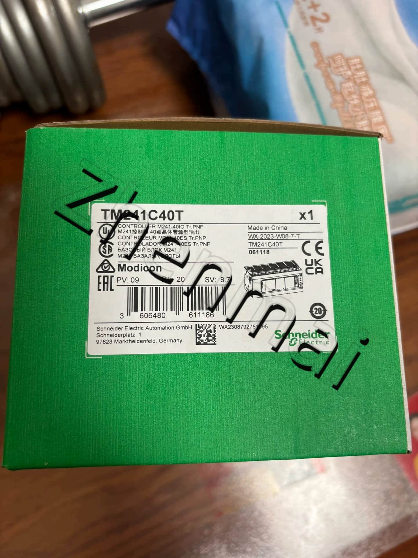 100% brand new, original and genuine Schneider TM241C40T Frequency converters, circuit breakers, contactors, protective devices