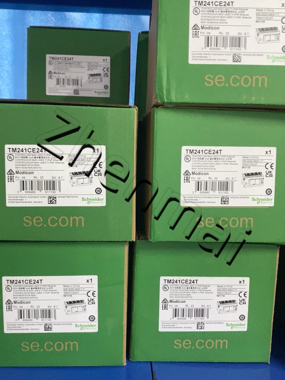 100% brand new, original and genuine Schneider TM241CE24T Frequency converters, circuit breakers, contactors, protective devices