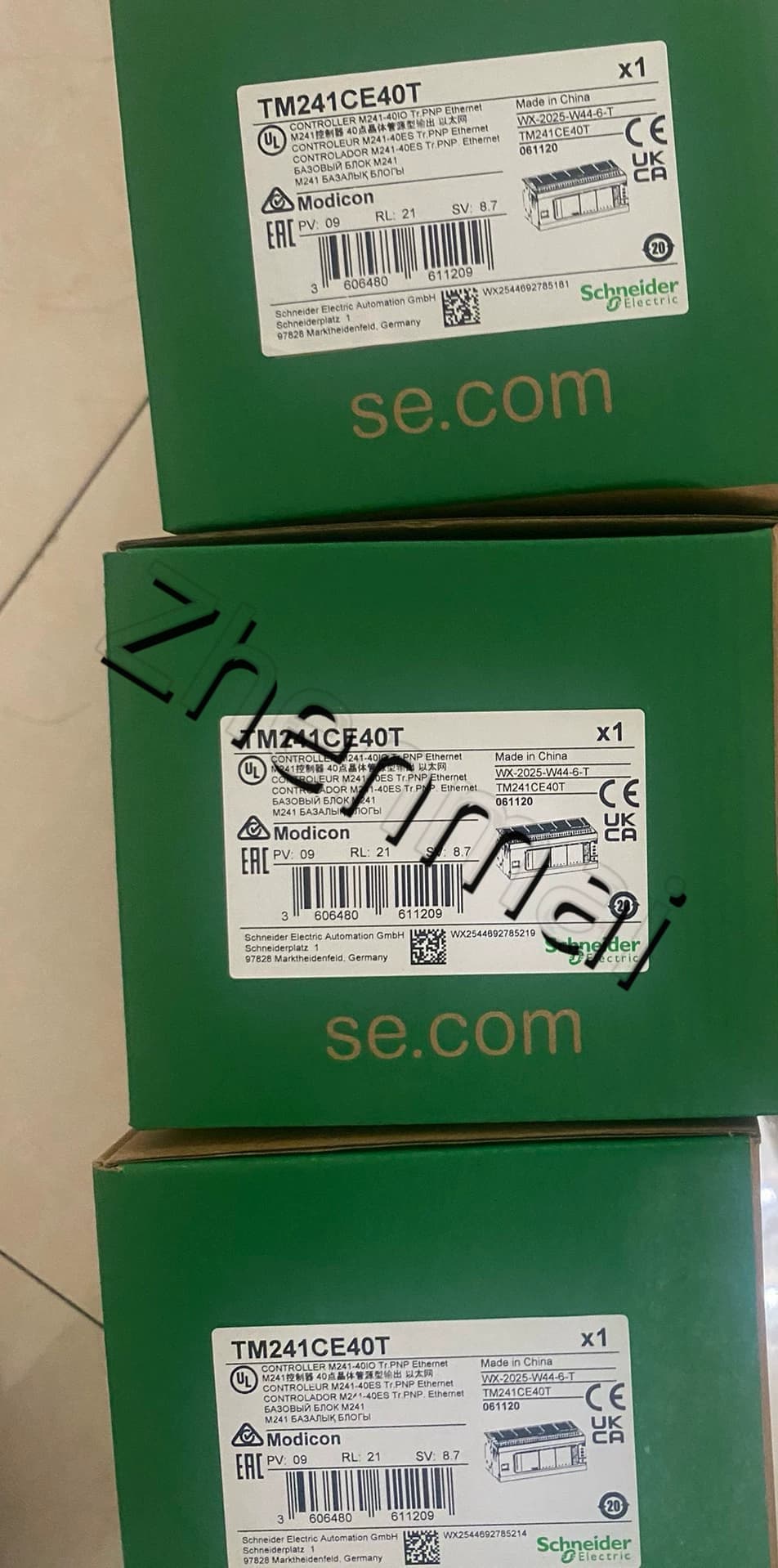 100% brand new, original and genuine Schneider TM241CE40T Frequency converters, circuit breakers, contactors, protective devices