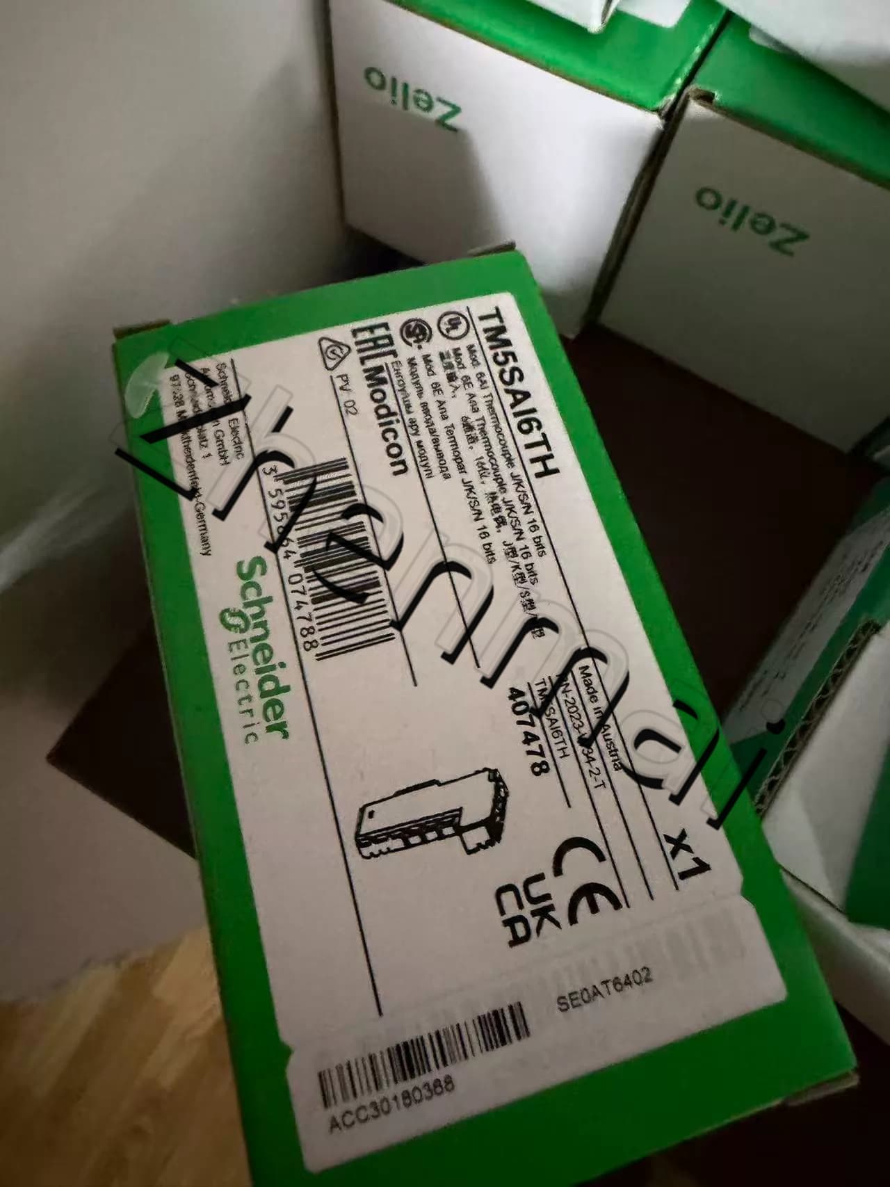 100% brand new, original and genuine Schneider TM5SAI6TH Frequency converters, circuit breakers, contactors, protective devices