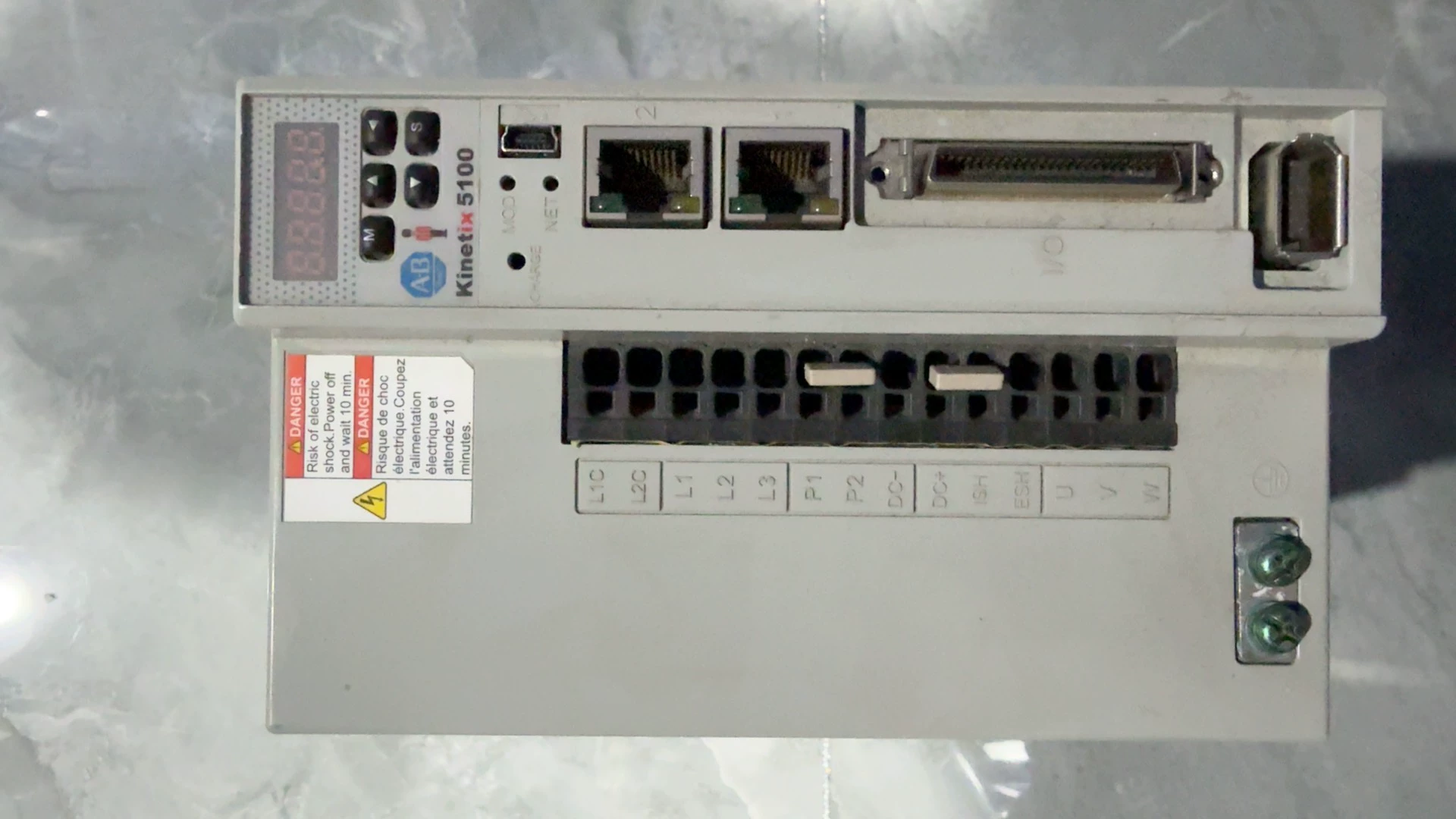 2198-E2030-ERS Kinetix 5100 servo, brand new and genuine