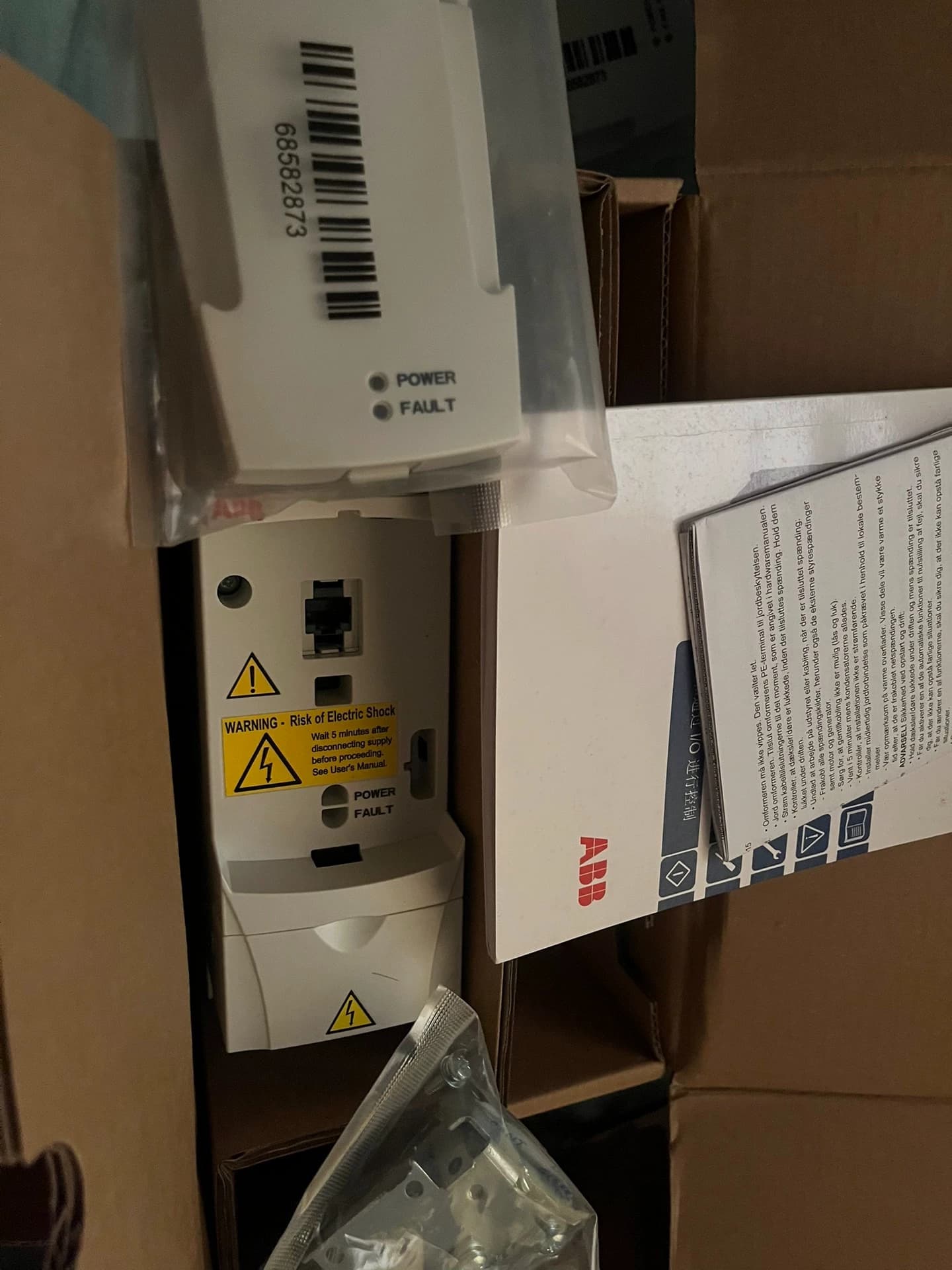 ACS310-03E-13A8-4 ABB Variable-frequency drives, DC variable-speed drives, servo drives
