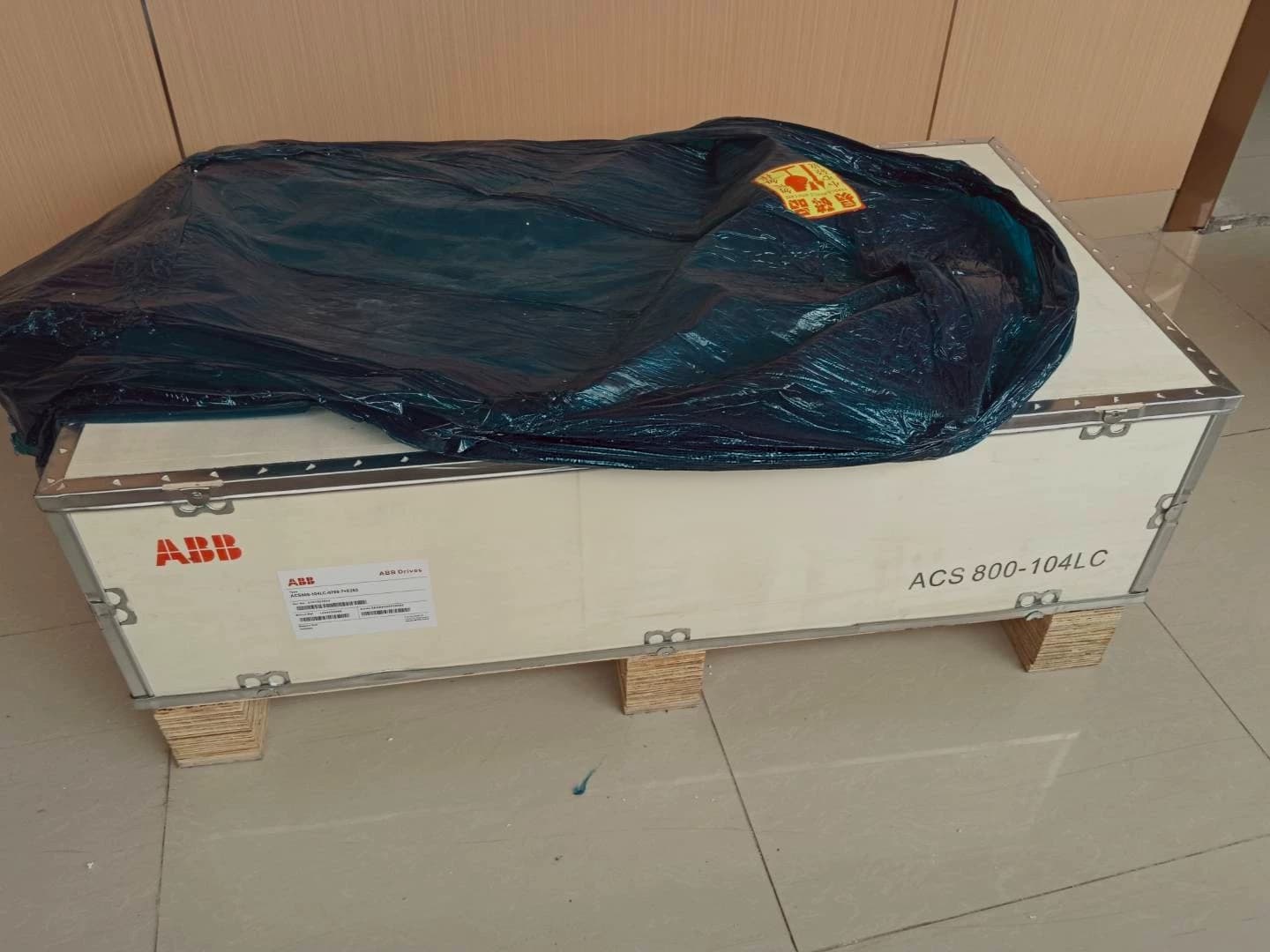 ACS800-104LC-0700-7 ABB Variable-frequency drives, DC variable-speed drives, servo drives