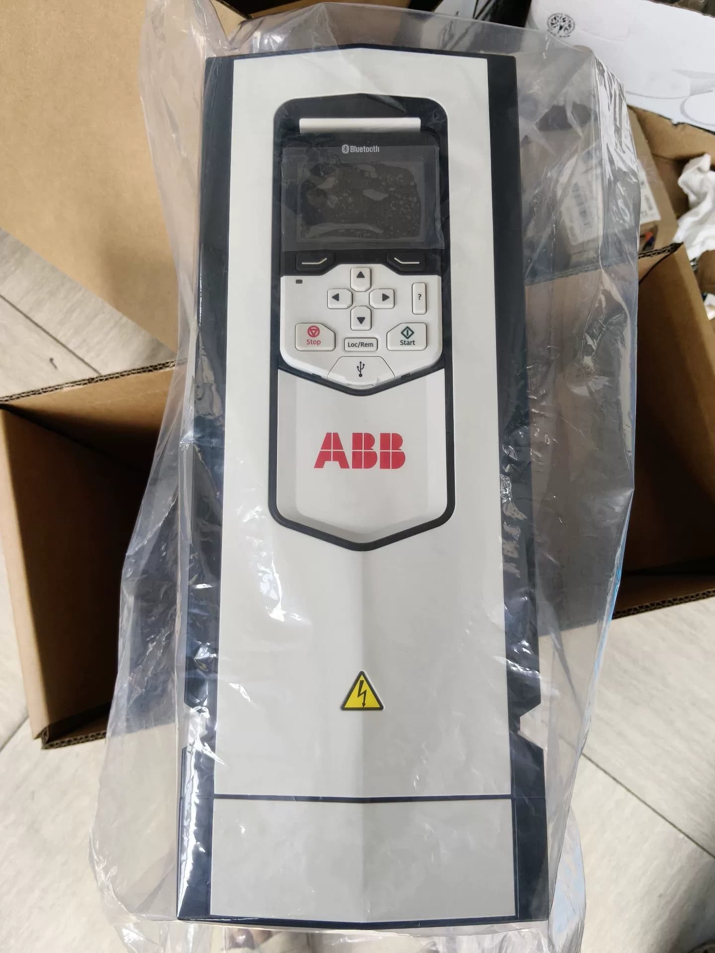 ACS880-01-017A-3 ABB Variable-frequency drives, DC variable-speed drives, servo drives