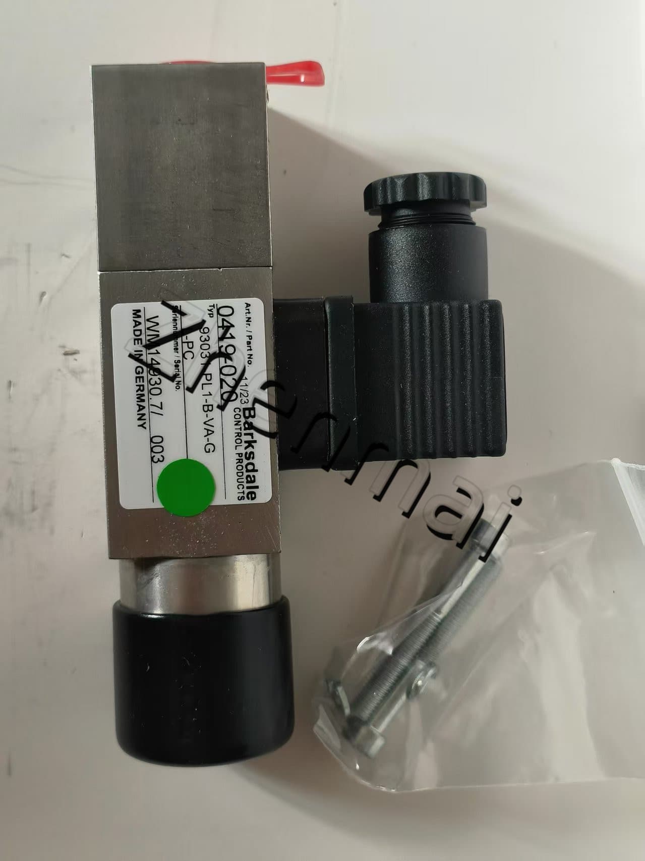 Brand New Original Barksdale 0419-020 93031-PL1-B-VA-GL-PC Pressure sensor Level switch Flow switch Pressure switch Fast Shipping