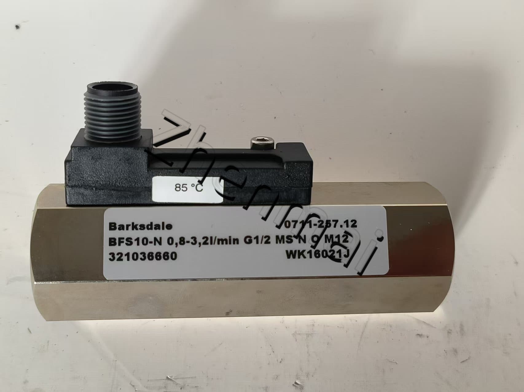 Brand New Original Barksdale 0711-257.12 Pressure sensor Level switch Flow switch Pressure switch Fast Shipping