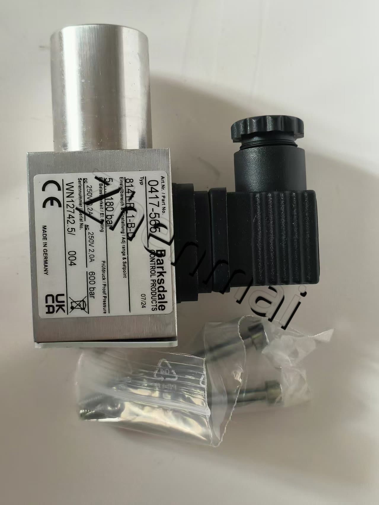 Brand New Original Barksdale 8141-PL1-B-D 0417-565 Pressure sensor Level switch Flow switch Pressure switch Fast Shipping