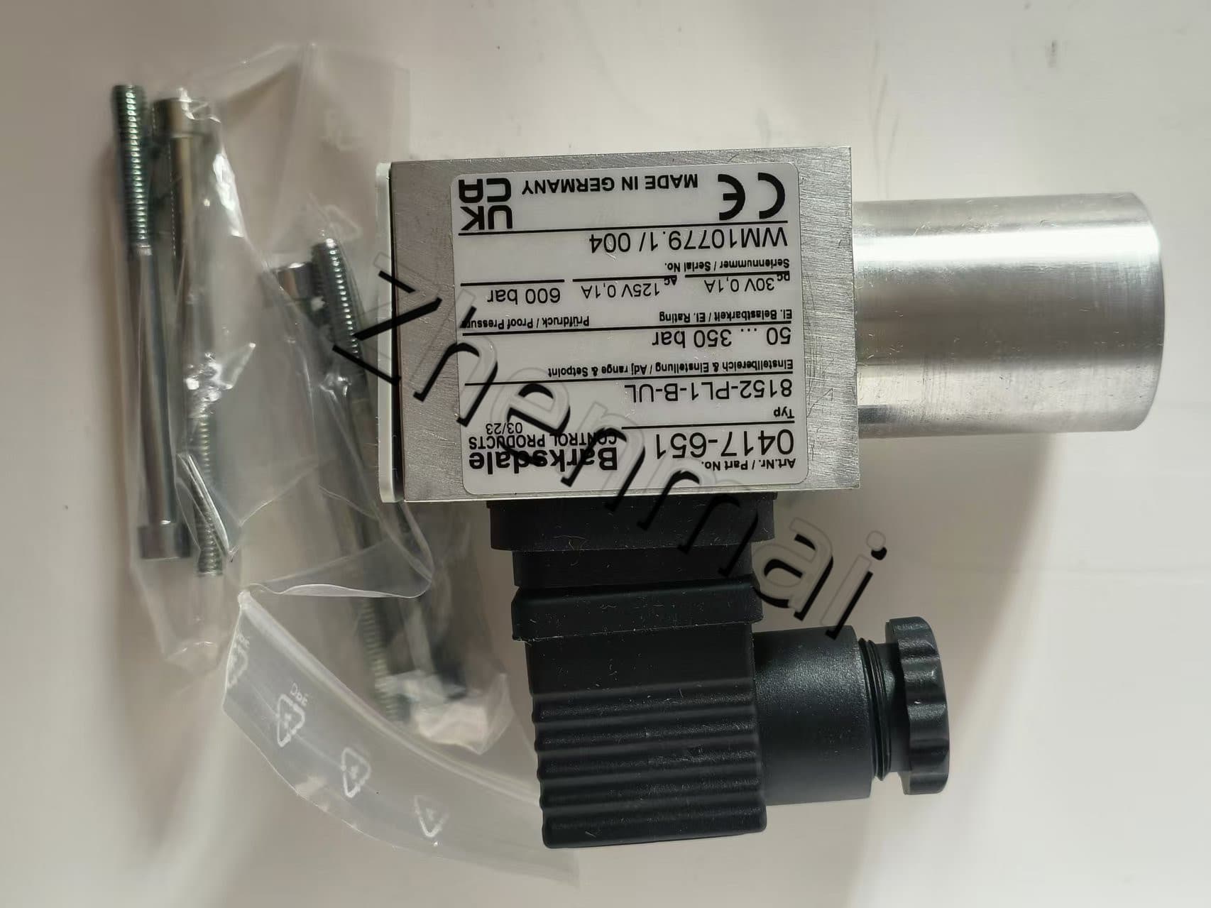 Brand New Original Barksdale 8152-PL1-B-UL 0417-651 Pressure sensor Level switch Flow switch Pressure switch Fast Shipping