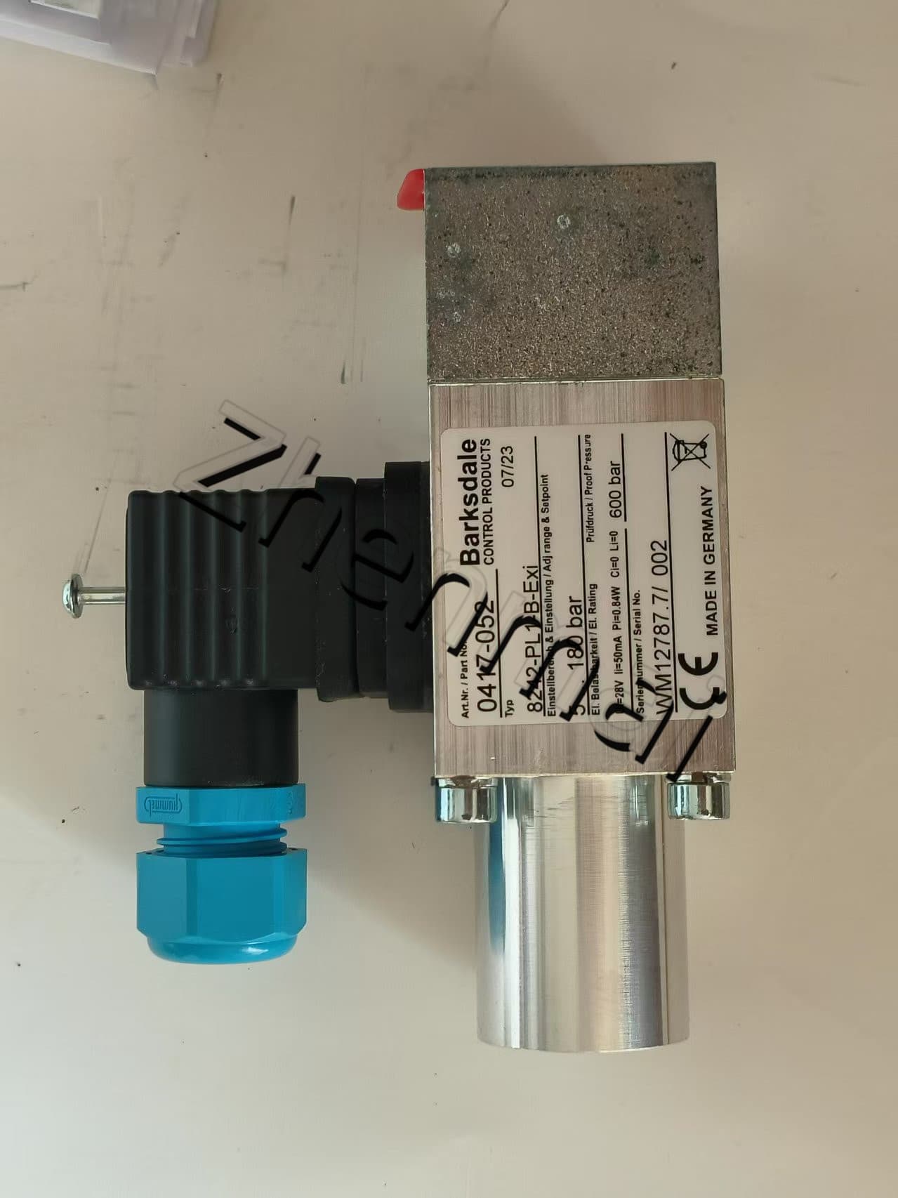 Brand New Original Barksdale 8242-PL1-B-EXI 0417-052 Pressure sensor Level switch Flow switch Pressure switch Fast Shipping