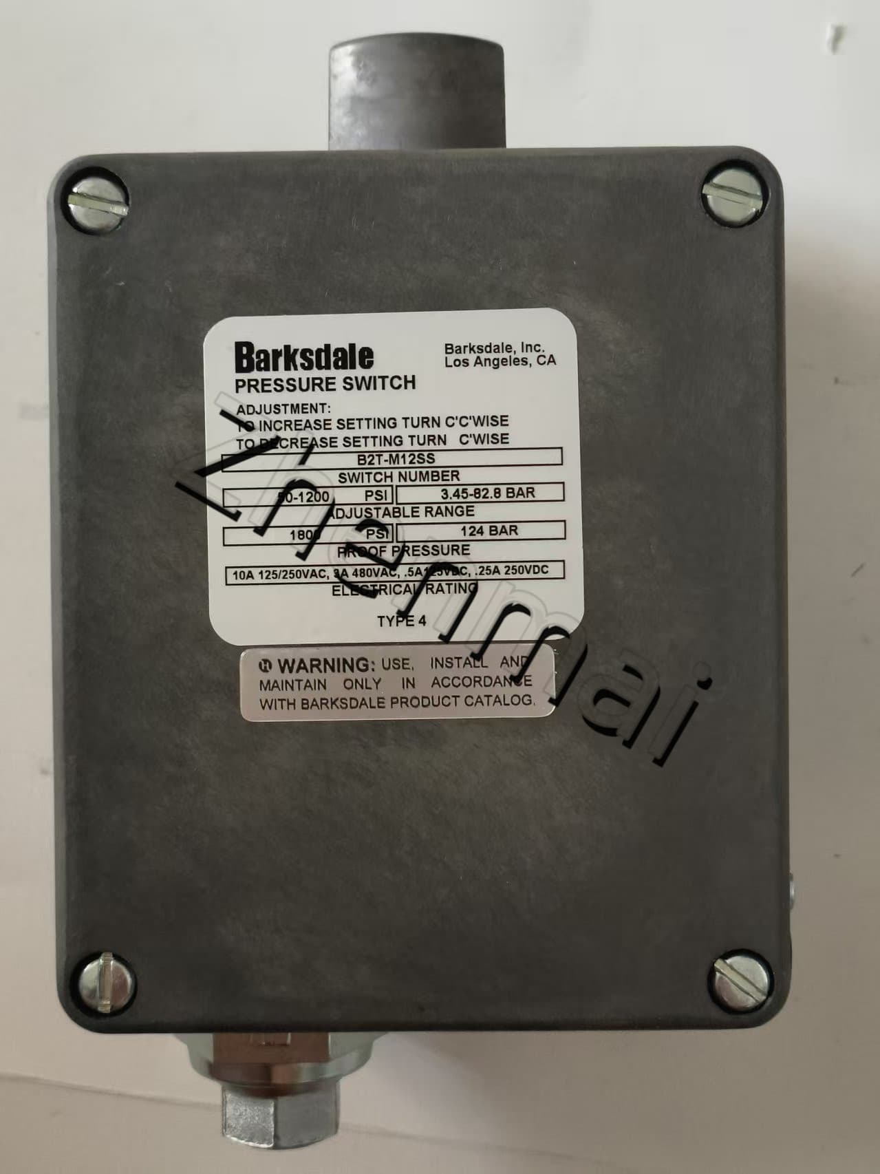 Brand New Original Barksdale B2T-M12SS Pressure sensor Level switch Flow switch Pressure switch Fast Shipping