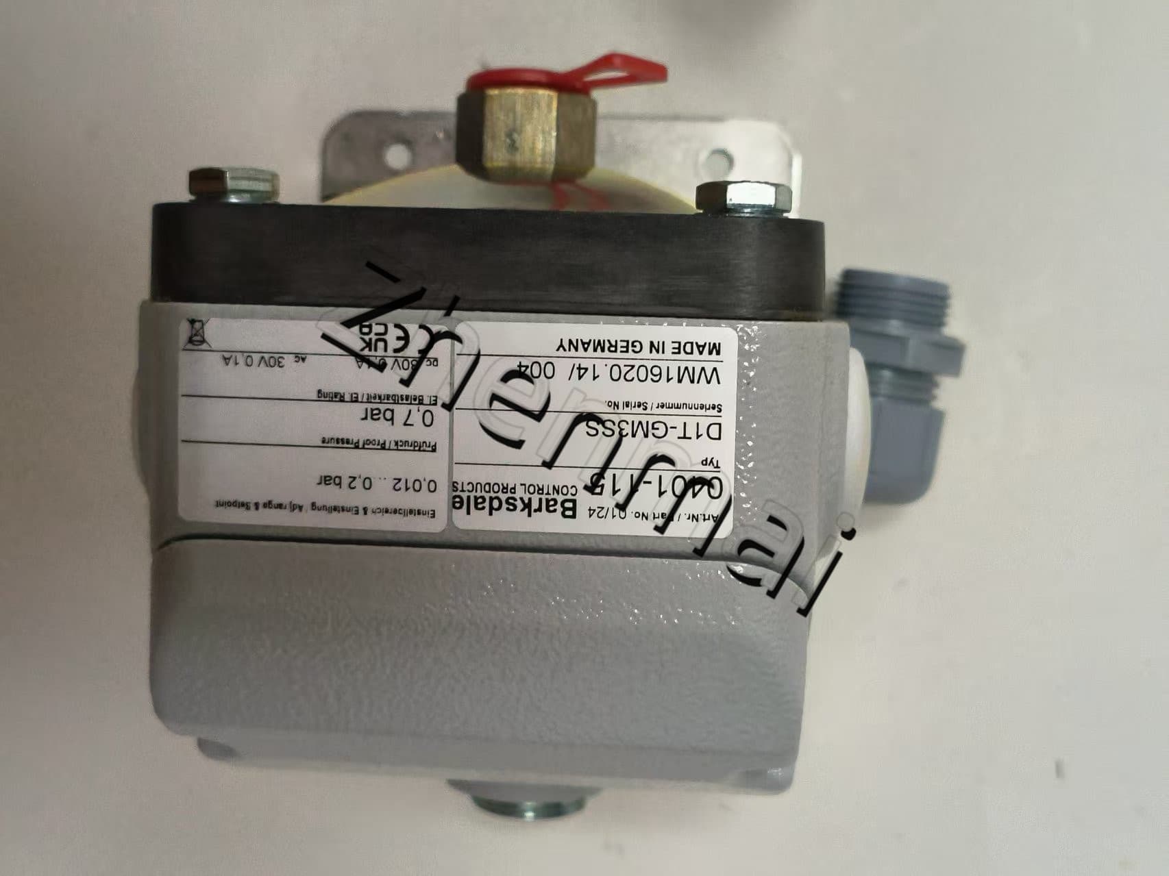 Brand New Original Barksdale D1T-GM3SS 0401-115 Pressure sensor Level switch Flow switch Pressure switch Fast Shipping