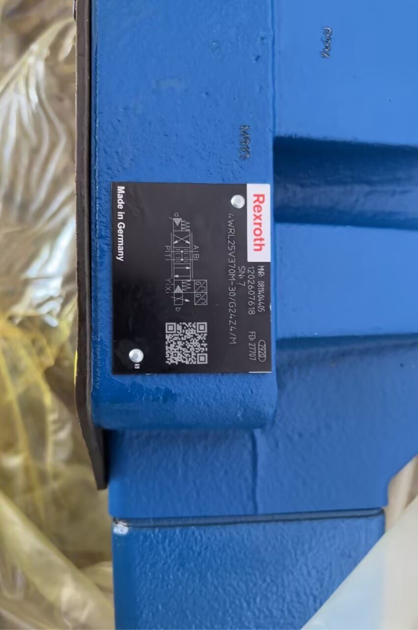 Brand New Original Bosch Rexroth Servo drive Pressure-reducing valve 4WRAE10W1-30-2XG24K31F1VServo Motor Fast Shipping