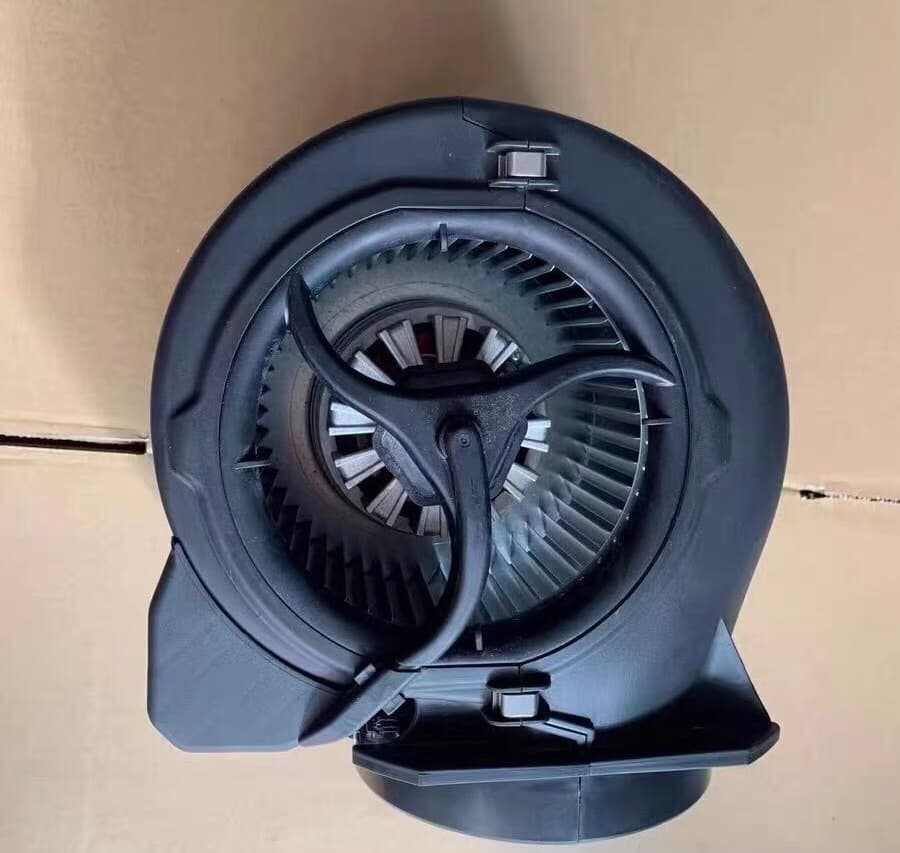 ebm-papst D2E146-HT67-31 Centrifugal Blower (Scroll Housing) – 230V (Suitable for Laminar Flow Hoods) Brand-New Original