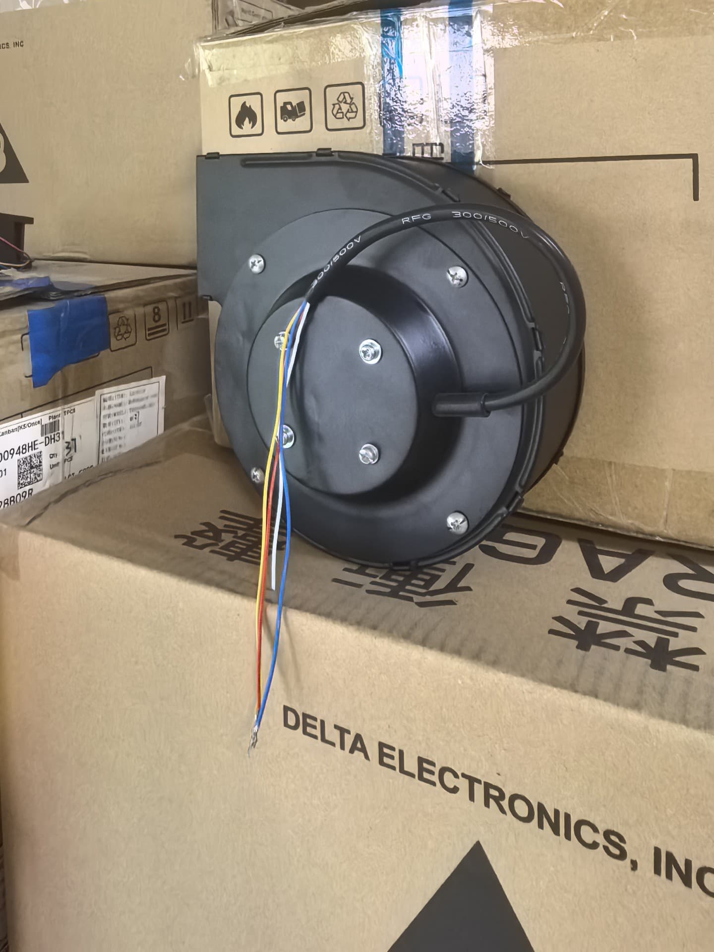 ebm-papst G1G133-DE19-15 Centrifugal Blower for New Energy Vehicles Brand-New Original
