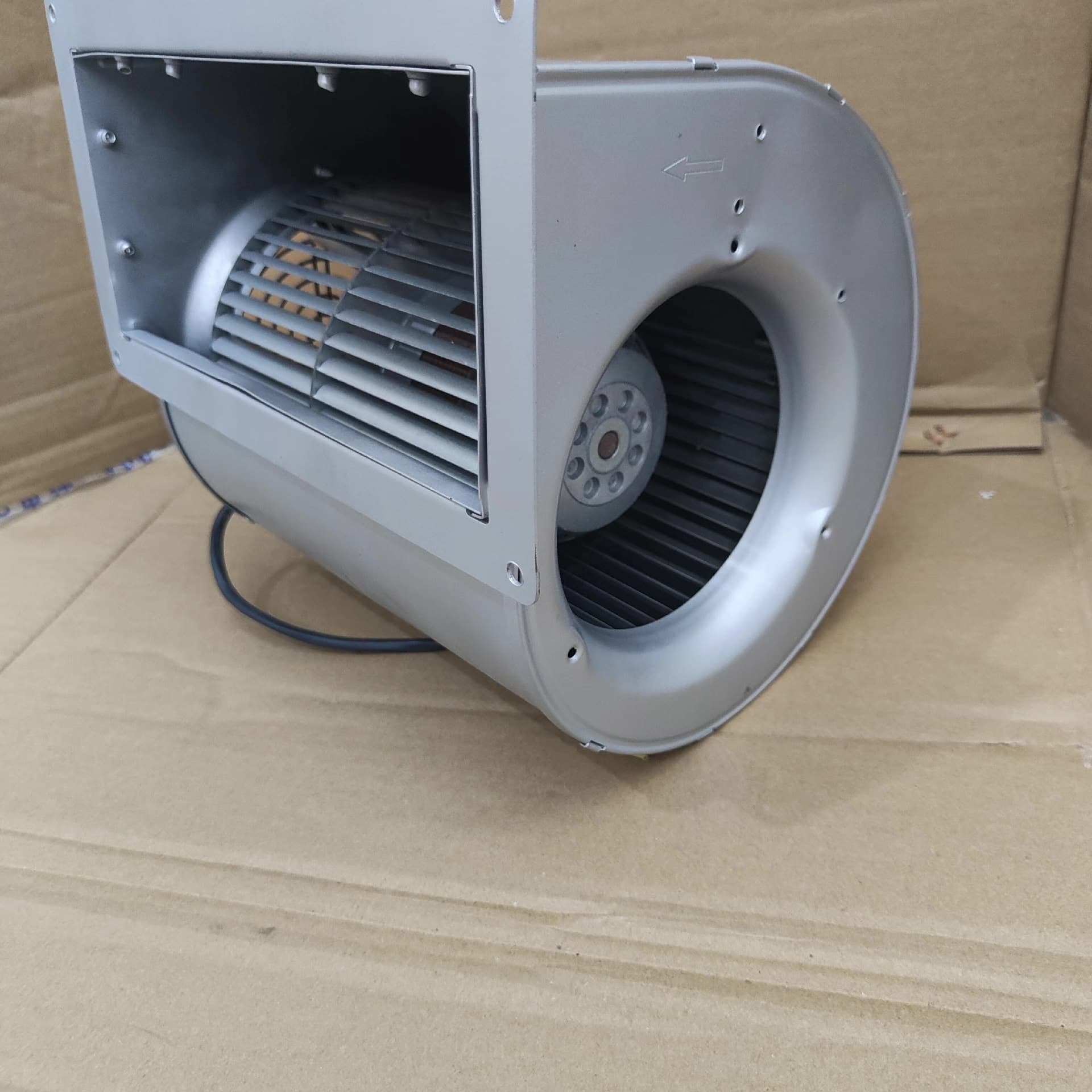 ebm-papst Industrial Fan D2D146-AA24-23 – Genuine German AC Centrifugal Fan Brand-New Original