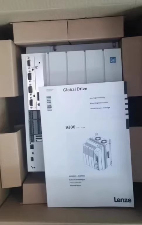 Genuine New Lenze E82EV751-4C Industrial I/O Module FedEx DHL Fast Shipping