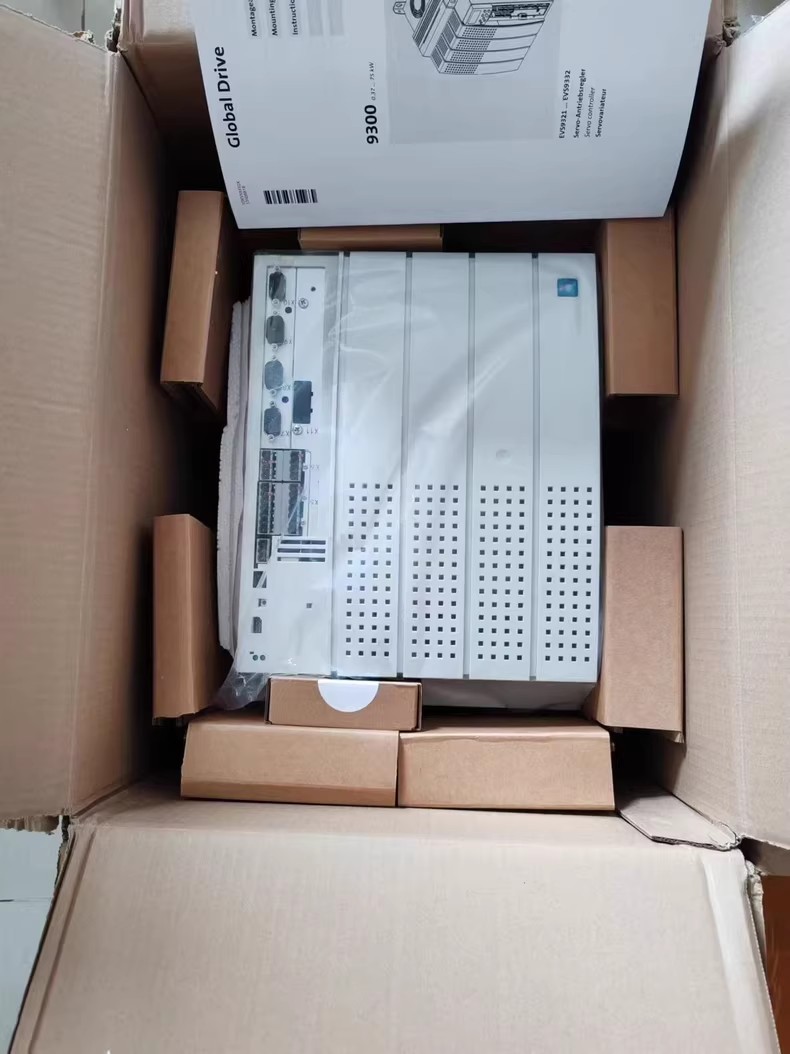 Genuine New Lenze E84AVHCE5524VX0 Industrial I/O Module FedEx DHL Fast Shipping