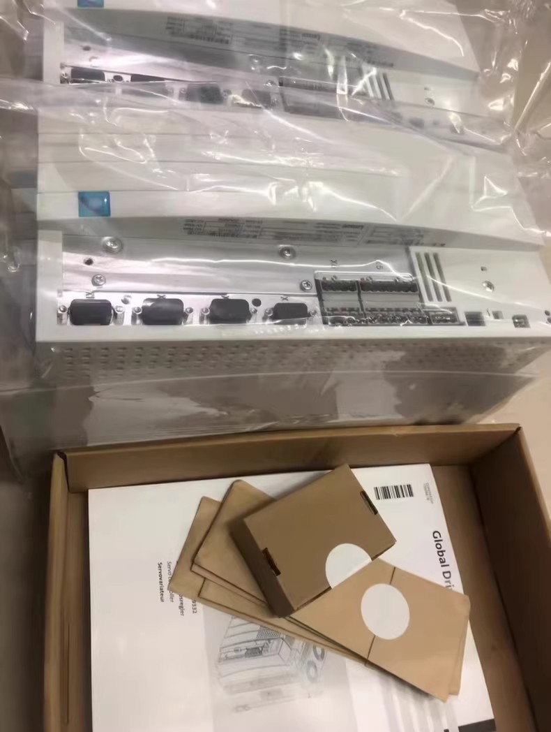 Genuine New Lenze EVS9321-ETV004 Industrial I/O Module FedEx DHL Fast Shipping