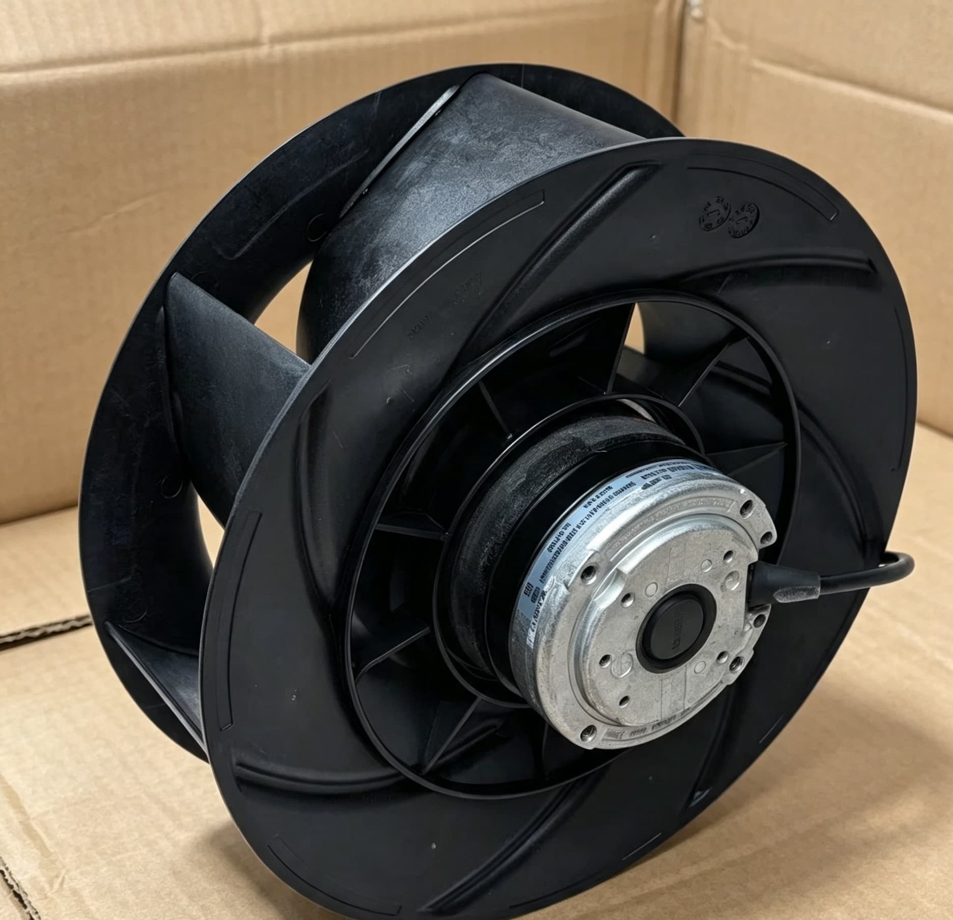 R2D280-RB06-01 ebm-papst (Germany) Centrifugal Fan – VFD Cooling Fan Brand-New Original